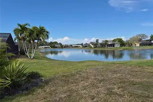 10520 Regent Cir, Naples, FL 34109 - Photo 19