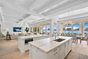 2805 Leeward Ln, Naples, FL 34103 - Photo 5