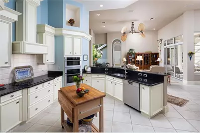 813 Barcarmil Way, Naples, FL 34110 - Photo 21