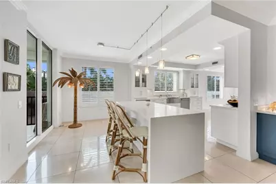 455 Cove Tower Dr #304, Naples, FL 34110 - Photo 5