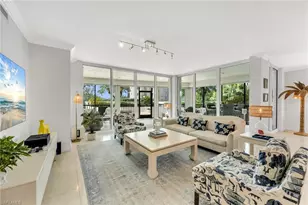 455 Cove Tower Dr, Naples, FL 34110 - Photo 3