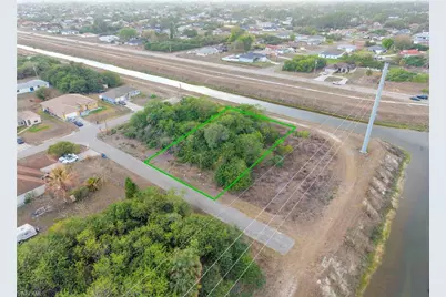 52 Loraine Ave S, Lehigh Acres, FL 33976 - Photo 3