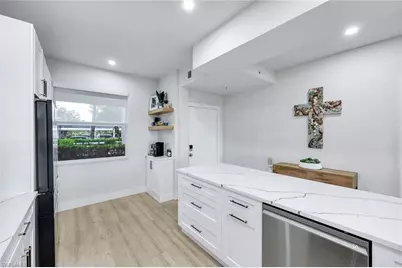 2740 Cypress Trace Cir #2715, Naples, FL 34119 - Photo 7