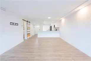 123 Palm Dr, Naples, FL 34112 - Photo 13