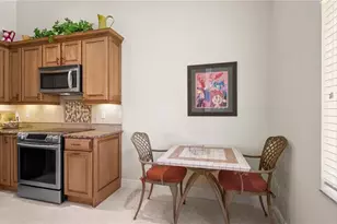 577 Beachwalk Cir, Naples, FL 34108 - Photo 13