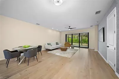 13005 Pembroke Dr, Naples, FL 34105 - Photo 13