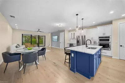 13005 Pembroke Dr, Naples, FL 34105 - Photo 9