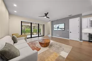 13005 Pembroke Dr, Naples, FL 34105 - Photo 15