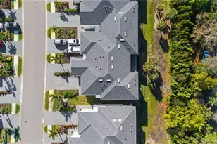 13005 Pembroke Dr, Naples, FL 34105 - Photo 37