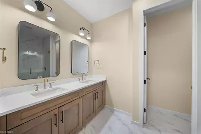 13005 Pembroke Dr, Naples, FL 34105 - Photo 29