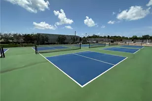 214 Indies Dr E, Naples, FL 34114 - Photo 9