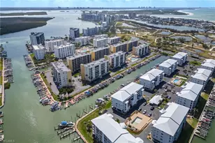 4481 Bay Beach Ln, Fort Myers Beach, FL 33931 - Photo 29