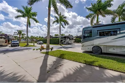 13399 Snook Cir, Naples, FL 34114 - Photo 15