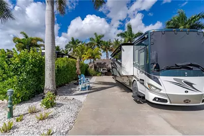 13399 Snook Cir, Naples, FL 34114 - Photo 17