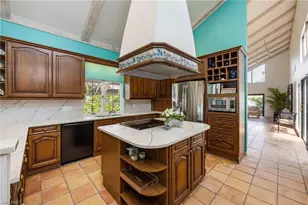 516 Tierra Mar Ln E, Naples, FL 34108 - Photo 25