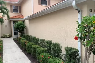 230 Robin Hood Cir, Naples, FL 34104 - Photo 29