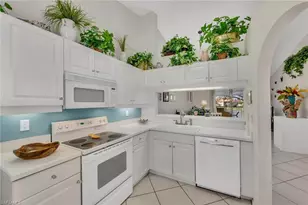 2469 Millcreek Ln, Naples, FL 34119 - Photo 7