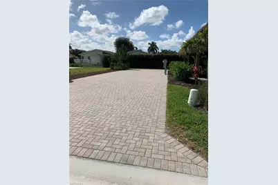 5570 Laguna Caribe Cir, Fort Myers, FL 33905 - Photo 21