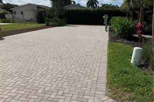 5570 Laguna Caribe Cir, Fort Myers, FL 33905 - Photo 21