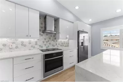 9035 Michael Cir #304, Naples, FL 34113 - Photo 7