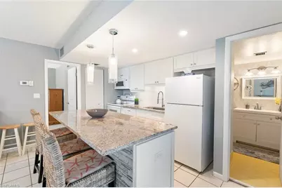 240 Palm Dr #48-1, Naples, FL 34112 - Photo 3