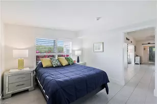 1712 Harbor Ln, Naples, FL 34104 - Photo 13