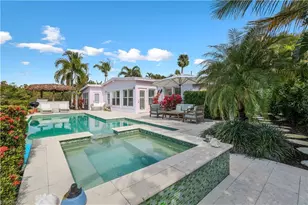 1712 Harbor Ln, Naples, FL 34104 - Photo 15