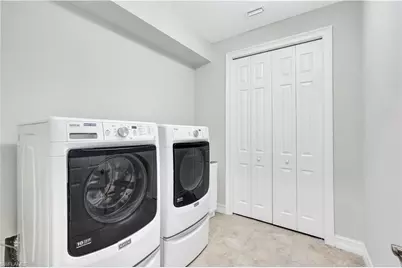 1621 Songbird Ct, Naples, FL 34120 - Photo 27