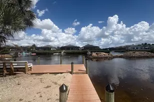 6101 Lakefront Dr, Fort Myers, FL 33908 - Photo 23