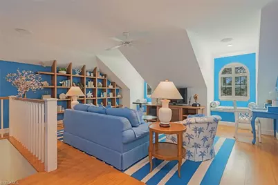 263 N Lake Dr, Naples, FL 34102 - Photo 25