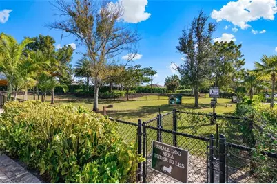 14520 Topsail Dr, Naples, FL 34114 - Photo 39