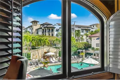221 9th St S #114, Naples, FL 34102 - Photo 9