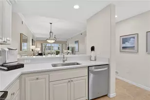 221 9th St S, Naples, FL 34102 - Photo 17