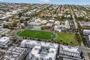 221 9th St S, Naples, FL 34102 - Photo 31