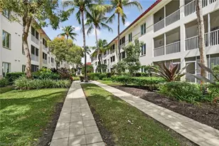 221 9th St S, Naples, FL 34102 - Photo 25