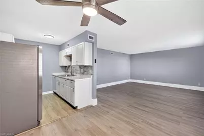 4617 Bayshore Dr #H4, Naples, FL 34112 - Photo 13