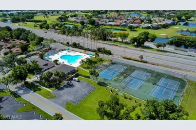 4276 Island Cir #A, Fort Myers, FL 33919 - Photo 15