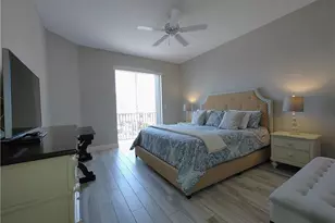 400 Flagship Dr, Naples, FL 34108 - Photo 17