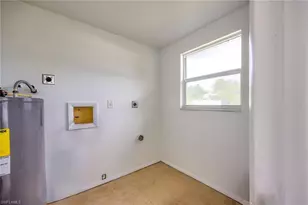 527 109th Ave N, Naples, FL 34108 - Photo 17