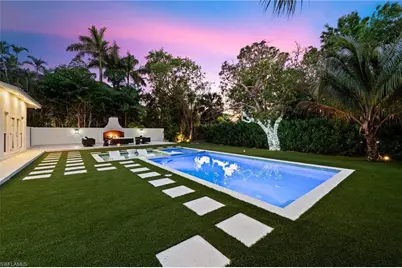 1949 Alamanda Dr, Naples, FL 34102 - Photo 5