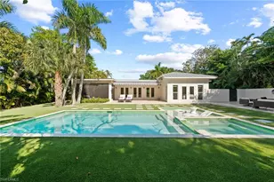 1949 Alamanda Dr, Naples, FL 34102 - Photo 23