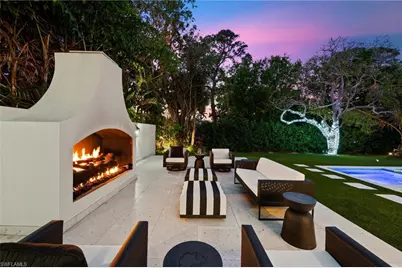 1949 Alamanda Dr, Naples, FL 34102 - Photo 3