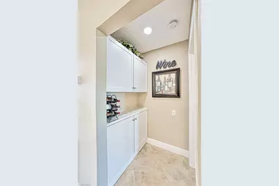 7402 Lake Breeze Dr #305, Fort Myers, FL 33907 - Photo 17