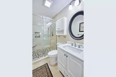 7402 Lake Breeze Dr #305, Fort Myers, FL 33907 - Photo 21