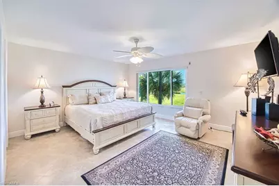 7402 Lake Breeze Dr #305, Fort Myers, FL 33907 - Photo 19