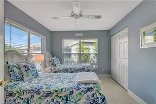 720 Tarpon Cove Dr, Naples, FL 34110 - Photo 21