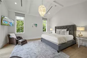 215 3rd Ave N, Naples, FL 34102 - Photo 11