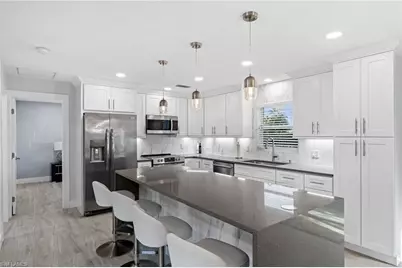 9757 Deerfoot Dr, Fort Myers, FL 33919 - Photo 5