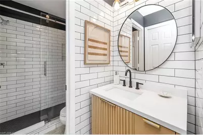 10682 Gulf Shore Dr #C305, Naples, FL 34108 - Photo 15