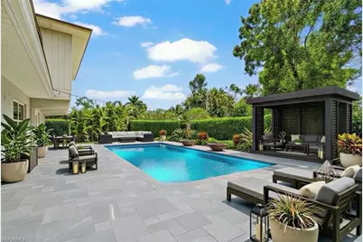 1060 Cooper Dr, Naples, FL 34103 - Photo 21